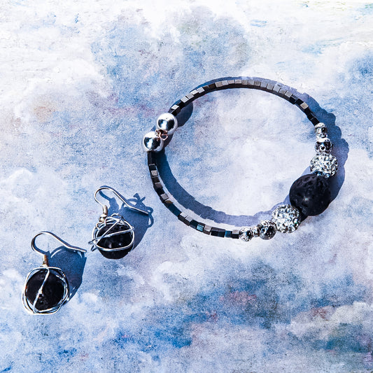 Bazalt Lava Set: Bracelet and Earrings